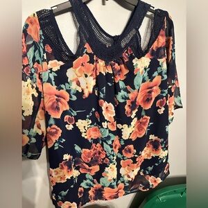 Moon and Sky, Spring cold shoulder top size large